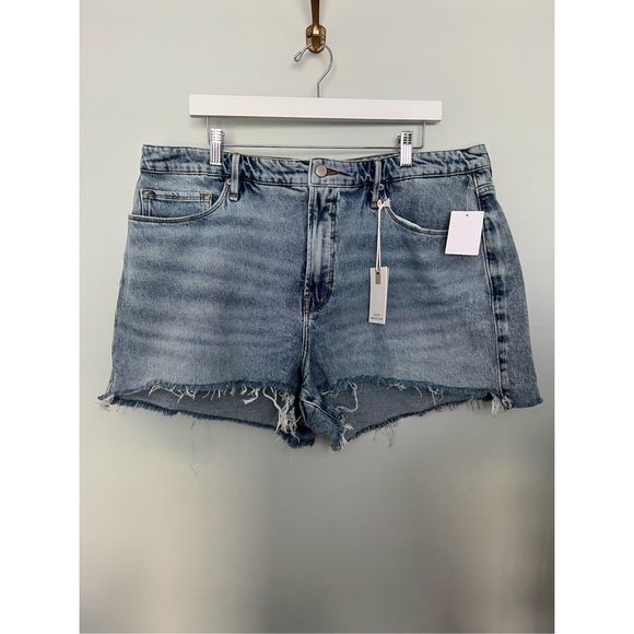 Good American Women's Good Girlfriend Indigo 108 Denim Shorts Size 18 NWT - Picture 2 of 6